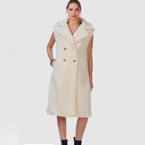 London Rag Sleeveless Teddy Coat- Large